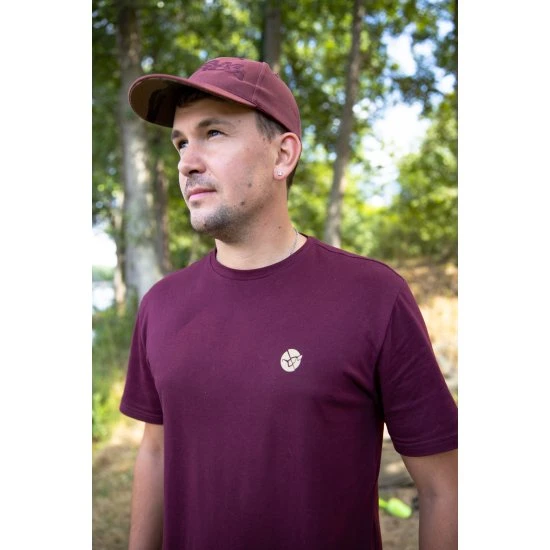 Camiseta Korda LE Koi Verde Oliva 6 Camiseta Korda LE Koi Verde Oliva - Imagen 4