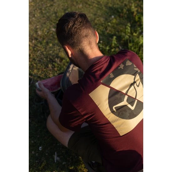 Camiseta Korda LE Koi Verde Oliva 8 Camiseta Korda LE Koi Verde Oliva - Imagen 6