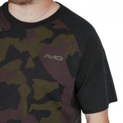 Camiseta Avid Carp Distortion Camo Lite -Pesca Equipos Tienda A0620155 6020Distortion20Camo20Lite20T Shirt st 03 550x550 1