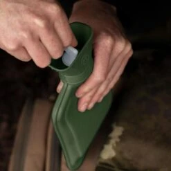 Botella De Agua Caliente Korda Thermakore 9 Botella De Agua Caliente Korda Thermakore -Pesca Equipos Tienda Korda20Thermakore20Hot20Water20Bottle20Team20Outdoors2 550x550 1