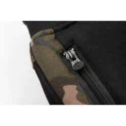 Joggers Negros De Camuflaje Fox -Pesca Equipos Tienda black camo joggers pocket detail 550x550w