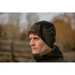 Gorro Reversible Korda LE Kamo -Pesca Equipos Tienda korda le kamo reversable beanie 7890 600 550x550w