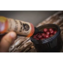 Korda Goo Moonshine Supremo -Pesca Equipos Tienda moonshine 550x550w