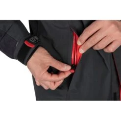 Fox Rage RS Triple Layer Jacket -Pesca Equipos Tienda npr380 385 rage rs tri layer jacket side pocket detail 550x550w